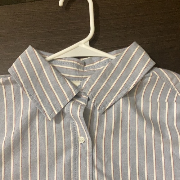H&M Large Cropped Stripped Collared Button Down - Picture 5 of 10